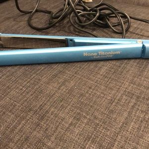 Nano titanium Babyliss pro straightener